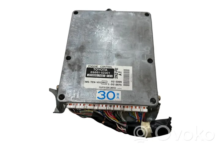 Toyota Yaris Verso Sterownik / Moduł ECU 8966152301