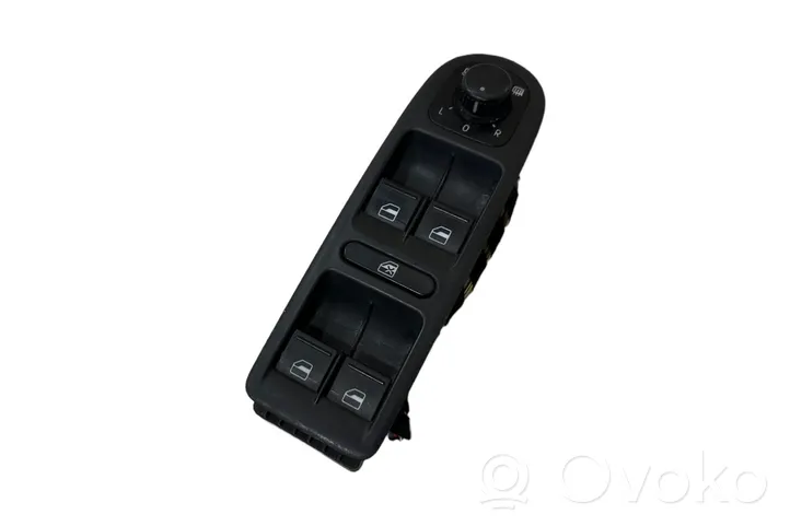 Volkswagen Golf VI Front door window switch trim 5K0867255A