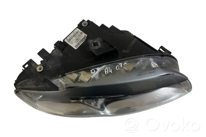 Audi A4 S4 B7 8E 8H Headlight/headlamp 0301219204