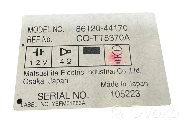 Toyota Avensis Verso Panel / Radioodtwarzacz CD/DVD/GPS 8612044170
