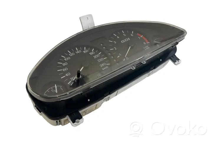 Mitsubishi Carisma Compteur de vitesse tableau de bord MR381348