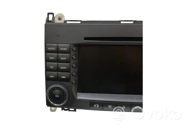 Mercedes-Benz B W245 Unité principale radio / CD / DVD / GPS A1698205189