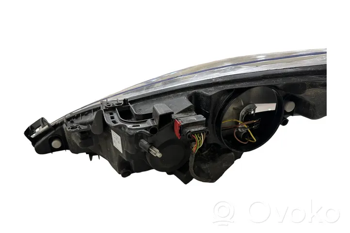 Peugeot 207 Lampa przednia 20B059