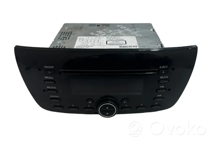 Opel Combo D Panel / Radioodtwarzacz CD/DVD/GPS 7355726390