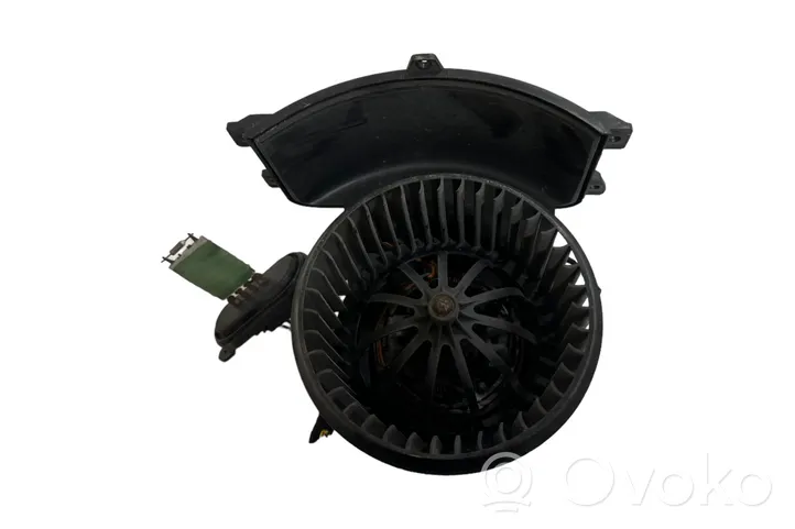 Volkswagen Transporter - Caravelle T5 Heater fan/blower 7E1820021