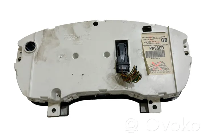 Ford Focus Spidometrs (instrumentu panelī) 7M5T10849