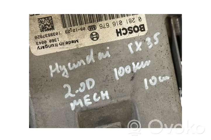 Hyundai ix35 Engine control unit/module 391012F255