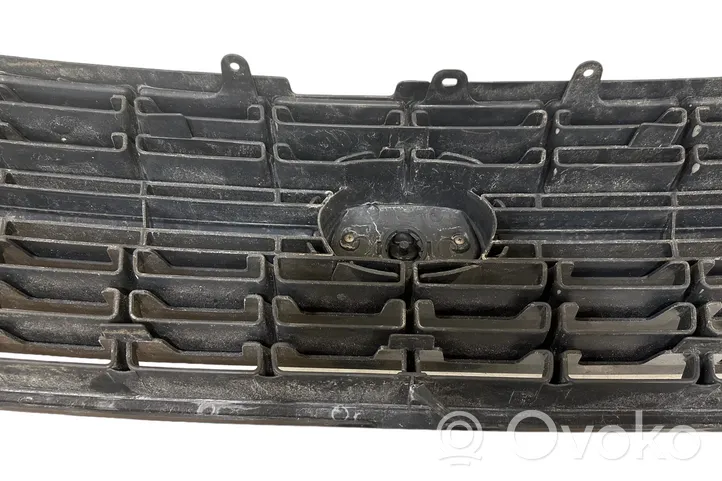 Toyota Hiace (H200) Maskownica / Grill / Atrapa górna chłodnicy 5310126100