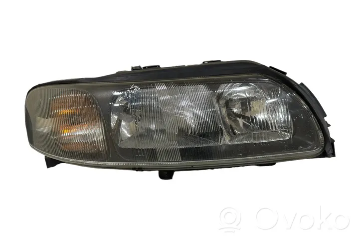 Volvo V70 Faro/fanale 8620687