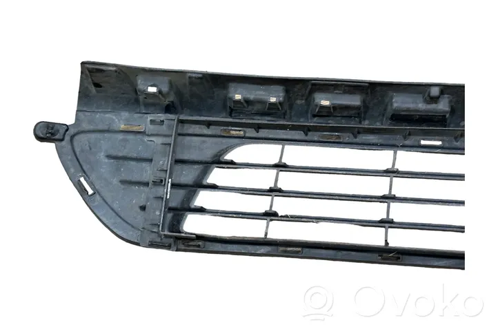 Opel Vivaro Mascherina inferiore del paraurti anteriore 214698813R