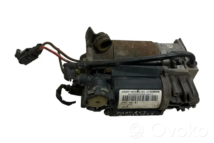 Mercedes-Benz E W211 Ilmajousituksen kompressoripumppu 10R036089