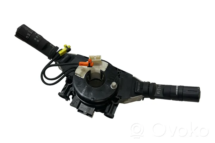 Nissan Qashqai Rankenėlių komplektas 47945JD000