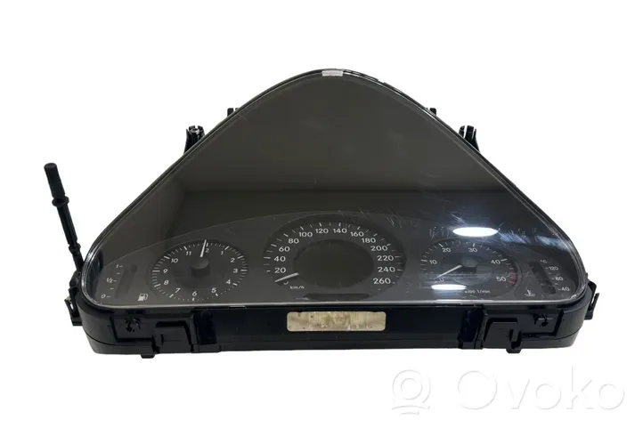 Mercedes-Benz E W211 Compteur de vitesse tableau de bord A2115400347