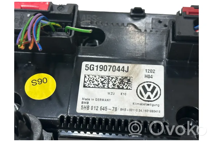 Volkswagen PASSAT B8 Centralina del climatizzatore 5G1907044J