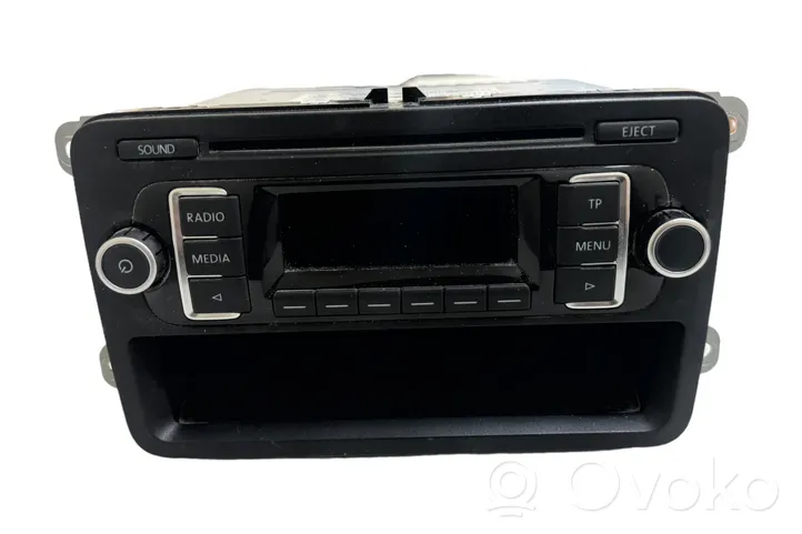 Volkswagen Golf VI Unidad delantera de radio/CD/DVD/GPS 5K0035156A