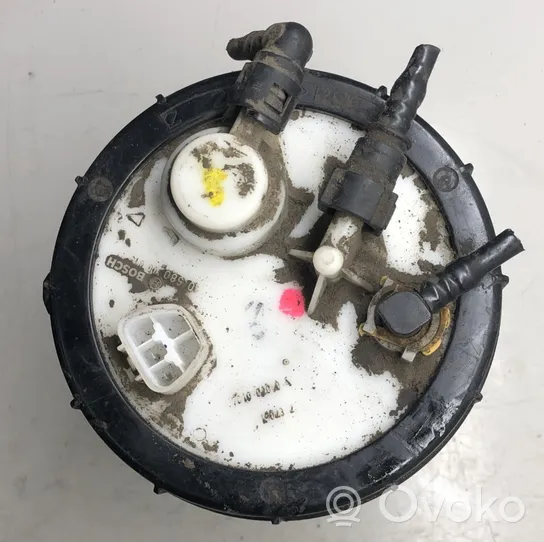 Toyota Corolla E120 E130 Pompe à carburant 