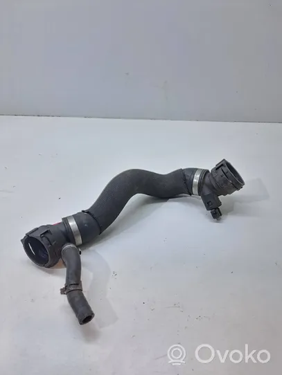 BMW 5 F10 F11 Tuyau de liquide de refroidissement moteur 7576334