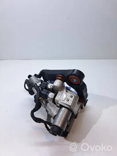 BMW 5 F10 F11 Active stabilizer control/valve assembly 6775258