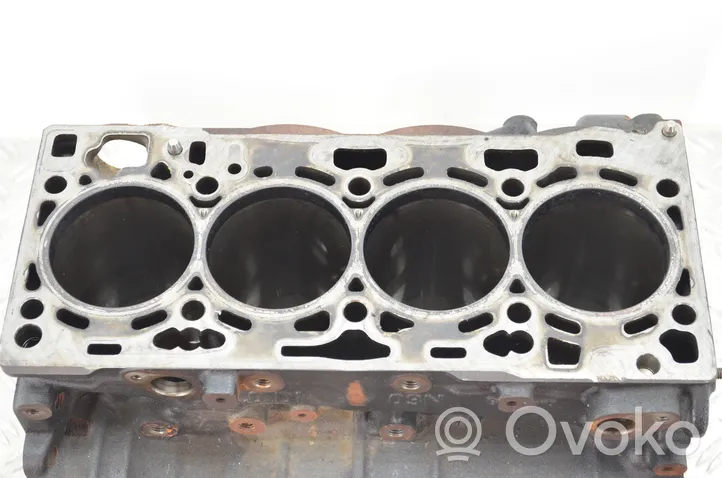 Volkswagen PASSAT B8 Blok silnika 04L100103AX