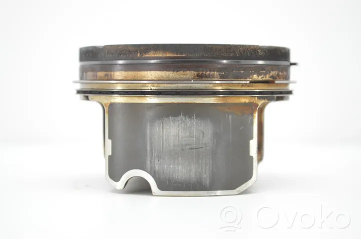 Mitsubishi Eclipse Cross Piston 1110D252