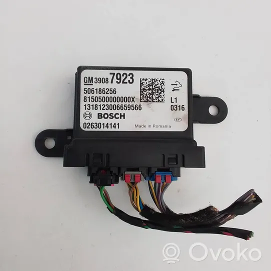 Opel Zafira C Parking PDC sensor 39087923