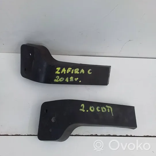 Opel Zafira C Staffa di rinforzo montaggio del paraurti posteriore 13300749