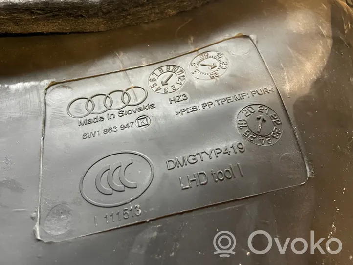 Audi A5 Inny element deski rozdzielczej 8W1863947K