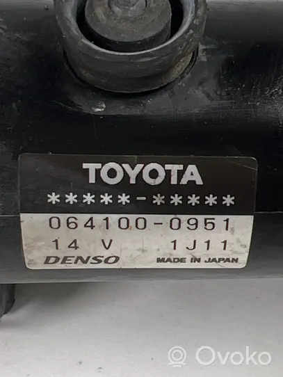 Toyota Prius (XW20) Pompa cyrkulacji / obiegu wody 0641000951