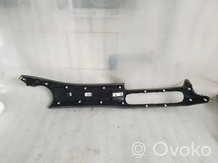 Hyundai Kona I Kita panelės detalė 84760J9000