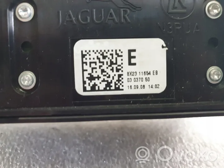 Jaguar XF X250 Interruttore di regolazione livello altezza dei fari 8X2311654EB