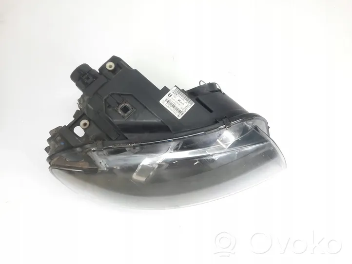 Audi A3 S3 8P Lampy przednie / Komplet 8P0941004AA