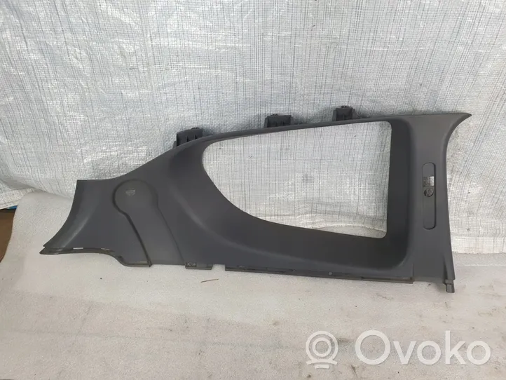 Mitsubishi Colt Rivestimento montante (B) (superiore) JCI303976