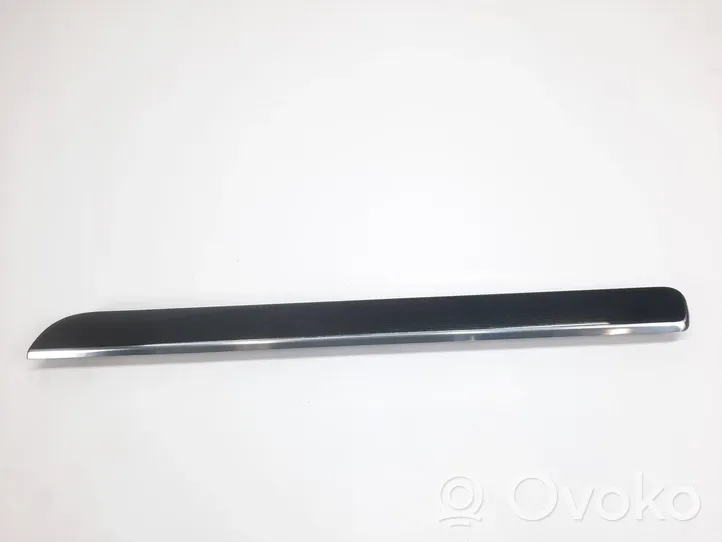 Volkswagen Golf VI Dashboard trim 