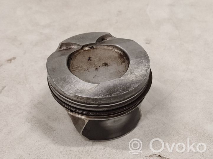 BMW M4 F82 F83 Piston 861919601