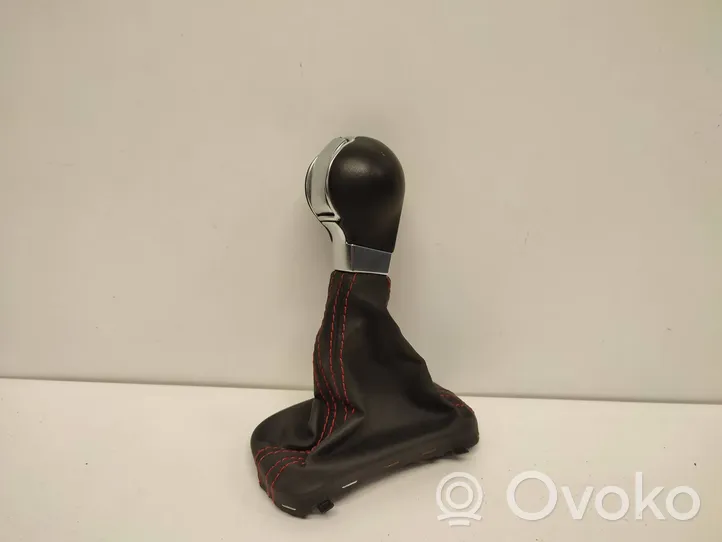 Volkswagen Golf VI Gear lever shifter trim leather/knob 