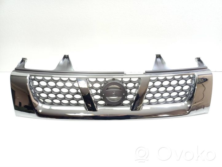 Nissan Navara D22 Grille de calandre avant 279705-1