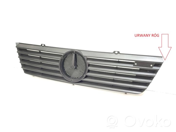 Mercedes-Benz Sprinter W901 W902 W903 W904 Maskownica / Grill / Atrapa górna chłodnicy 506205-R