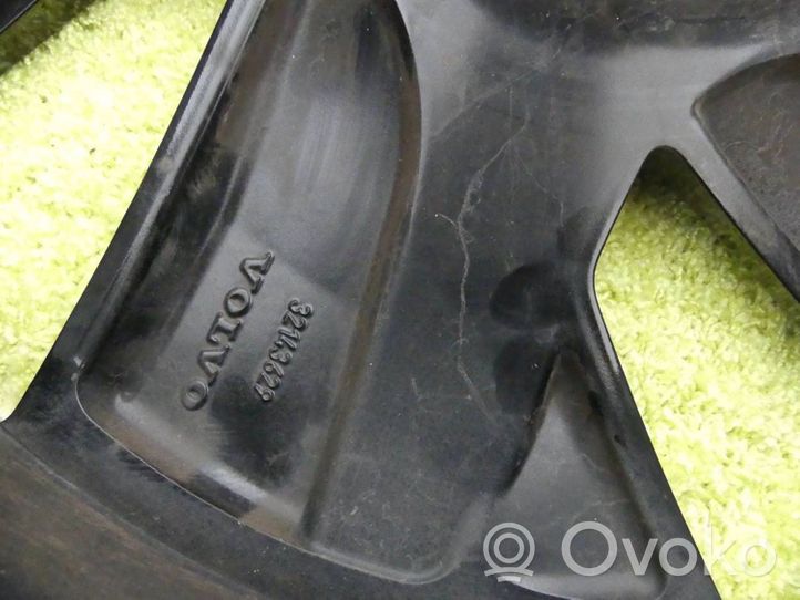 Volvo C40 Felgi aluminiowe R20 321143629