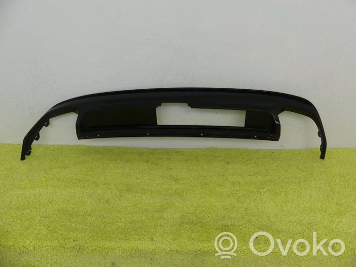 Volkswagen Touareg III Rivestimento della parte inferiore del paraurti posteriore 760807568e