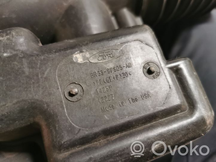 Ford Mustang V Parte del condotto di aspirazione dell'aria BR339F805AB