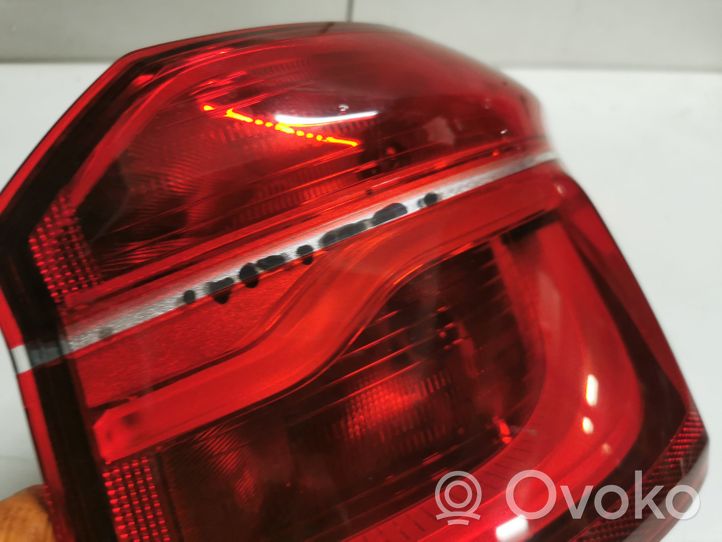 BMW X1 F48 F49 Lampy tylnej klapy bagażnika 7350718