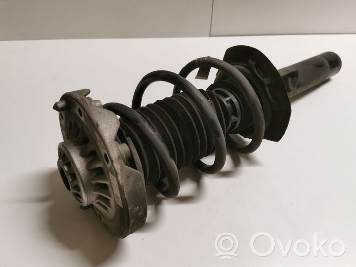 BMW X1 F48 F49 Front shock absorber/damper 6882849