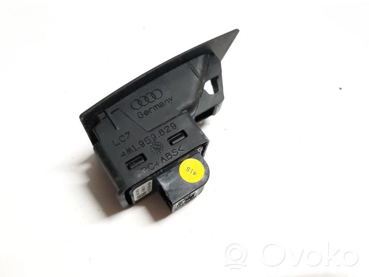 Audi Q7 4M Interruptor para abrir la puerta trasera 4M1959829