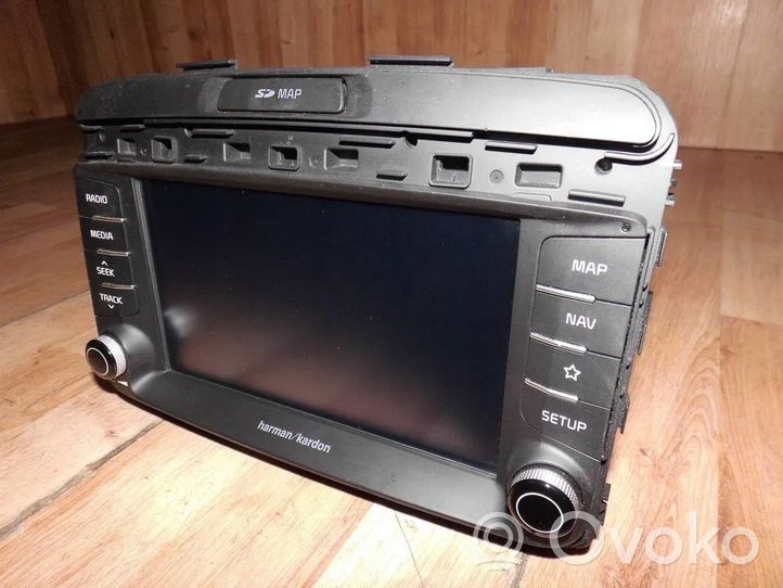 KIA Sorento Radio/CD/DVD/GPS-pääyksikkö 96560C5EA0WK