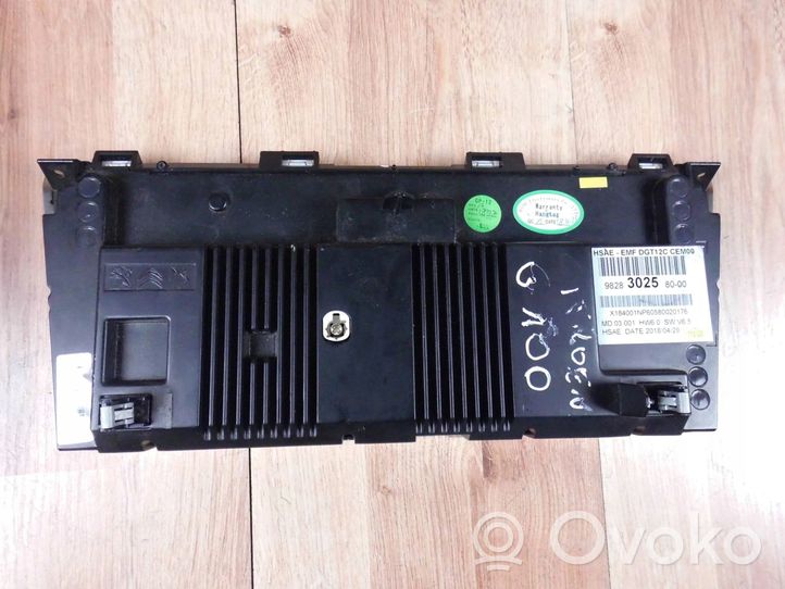 Citroen DS7 Crossback Monitor / wyświetlacz / ekran 9828302580