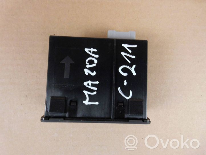 Mazda CX-3 Connettore plug in AUX D09H669U0B