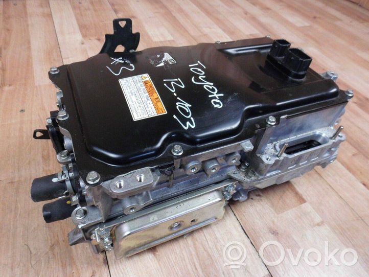 Toyota RAV 4 (XA50) Spannungswandler Wechselrichter Inverter G92A042060