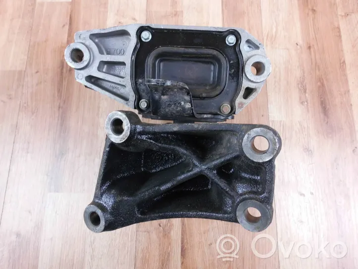 KIA Sportage Gearbox mount 21830D9900