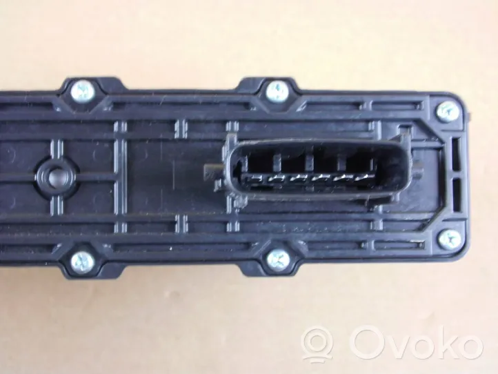 Toyota Corolla E210 E21 Module de frein de stationnement 8968002010