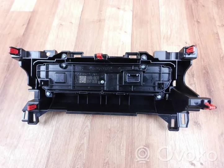 Toyota Yaris Cross Console centrale, commande chauffage/clim 559000DC71